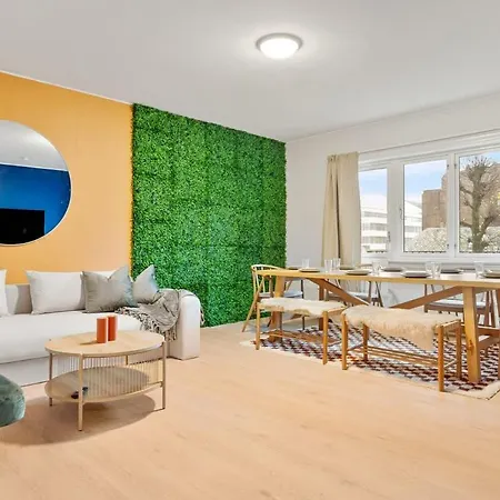 شقة Dinbnb L Free Parking L 5 Min From Torget L Nearby Coast I Newly Furnished