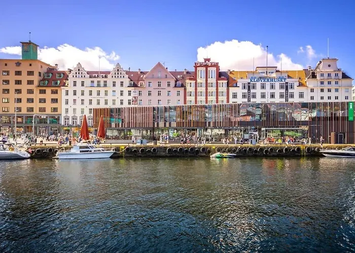 Lejlighed Dinbnb L Free Parking L 5 Min From Torget L Nearby Coast I Newly Furnished *