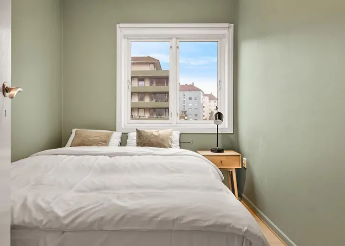 Lejlighed Dinbnb L Free Parking L 5 Min From Torget L Nearby Coast I Newly Furnished